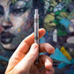 Tamaño del vaporizador Linx Ember en la mano